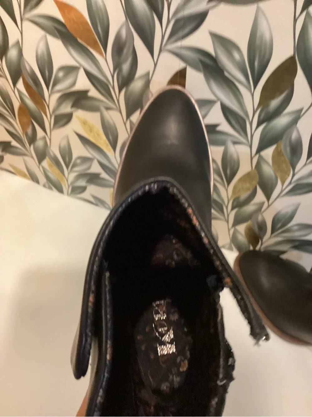 Korks Selena  Black Leather Ankle Booties with Block Heel